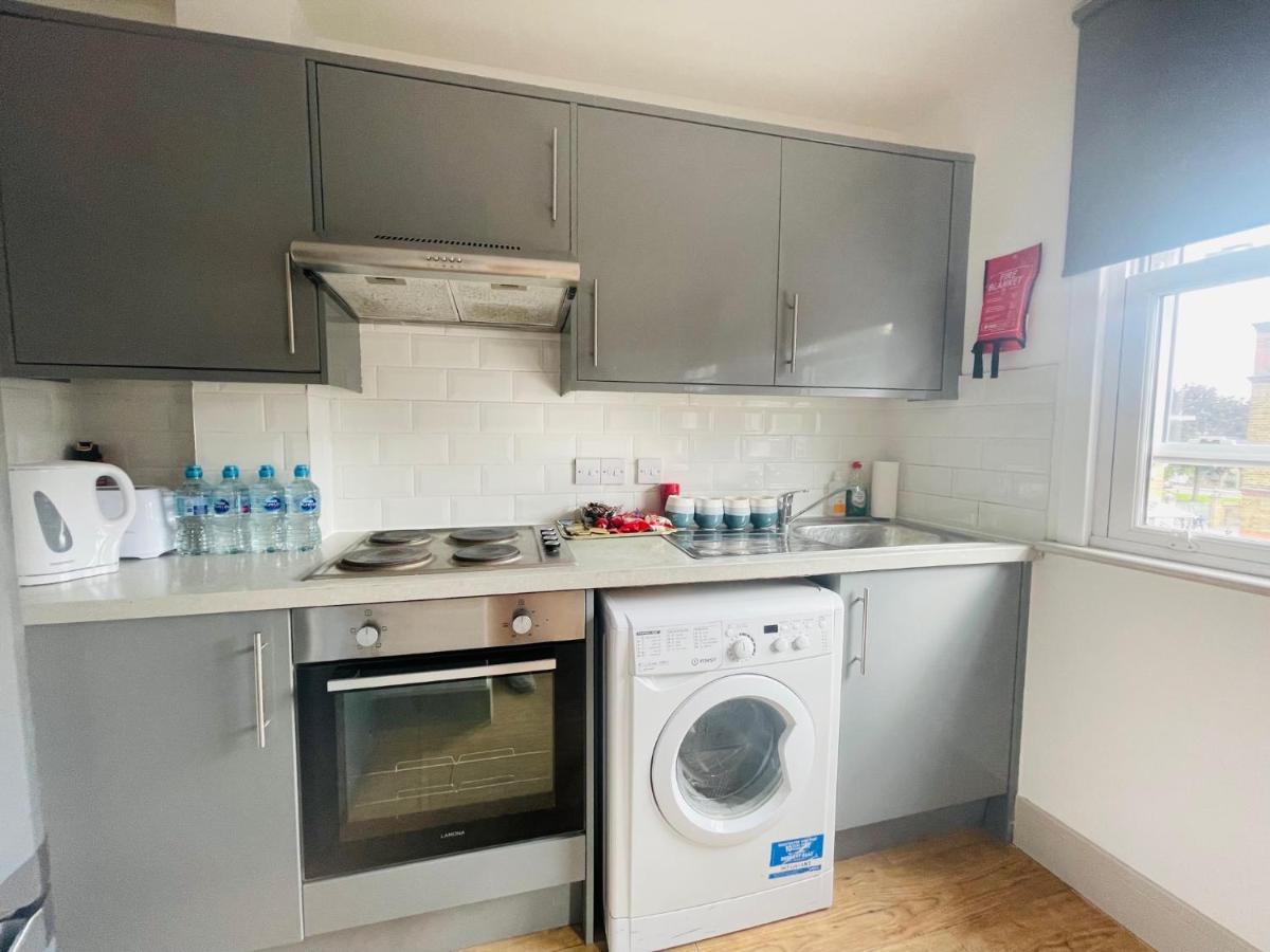 Lovely 1 Bedroom Apartment In London Exterior photo